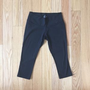 Nike Black Dri-Fit Workout Capris